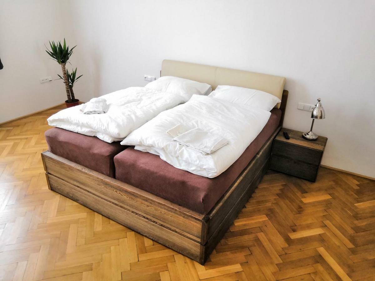 Villa Cafe Krnov Ngoại thất bức ảnh